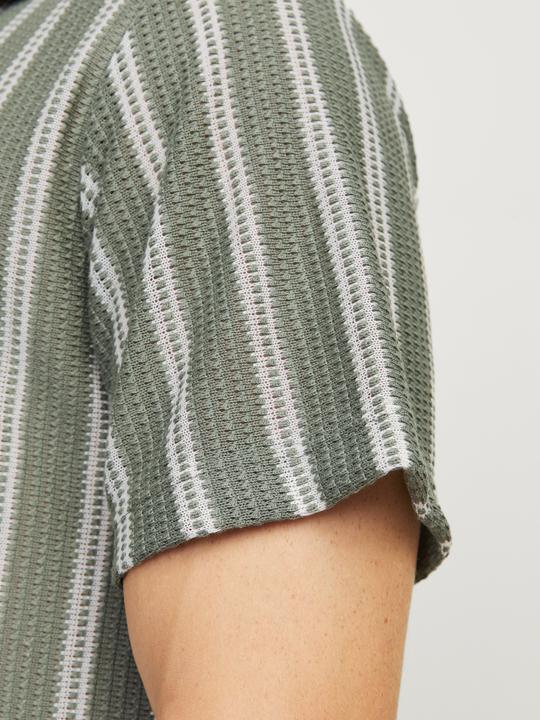 Produktbild Jack & Jones Gestreift Resort Kragen T-shirt T-shirt (S)
