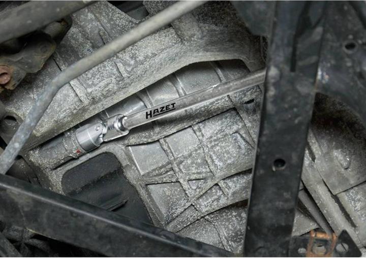 Image du produit HAZET Douille articulée ∙ 12 pans 880G-Z16 ∙ Carré creux 10 mm (3/8 pouce) ∙ Profil Traction à 12 p… (16 mm)
