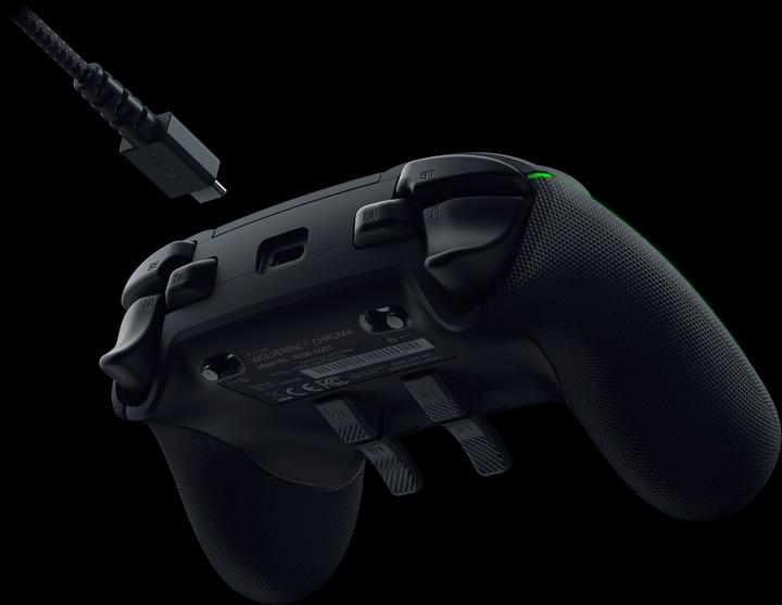 Actual product image Razer Wolverine V2 Chroma (Xbox One S, Xbox Series S, PC, Xbox One X, Xbox Series X)