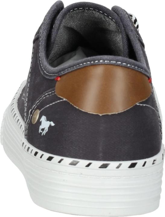 Produktbild Mustang Sneaker (40)