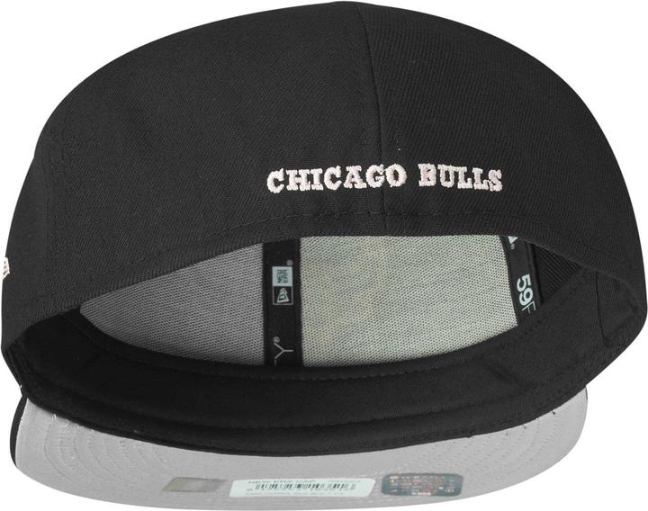 Produktbild New Era 59Fifty Cap - Chicago Bulls schwarz / rosa - 6 7/8 (6 7/8)