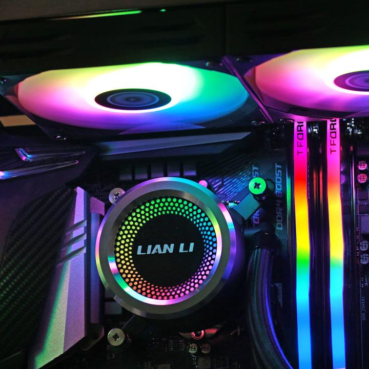 Actual product image Lian-Li GALAHAD 240 V2 complete water cooling, DRGB