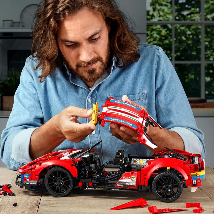 Produktbild LEGO Ferrari 488 GTE (42125, LEGO Technic)