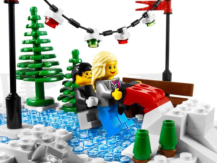 Produktbild LEGO Weihnachtsbäckerei (10216, LEGO Creator Expert)