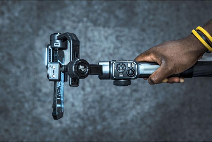 Immagine prodotto Zhiyun Smooth 5S Combo (Smartphone, 0.28 kg)