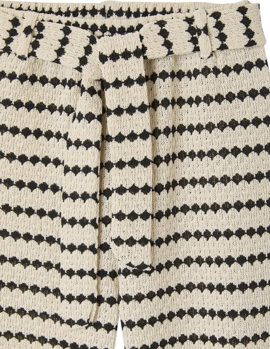 Actual product image Jonen Weite Mädchen Hose aus Fantasiestrick mit Gürtel (128)