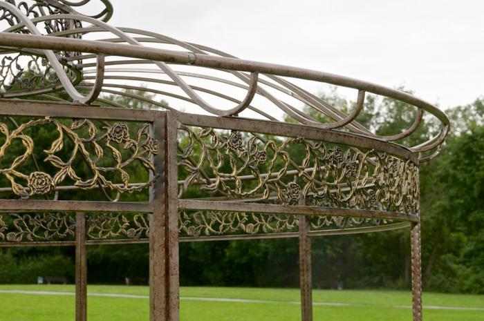 Produktbild Swisshandel24 Luxus Pavillon Romantik rund 350 cm bronze (350 cm, 350 cm)