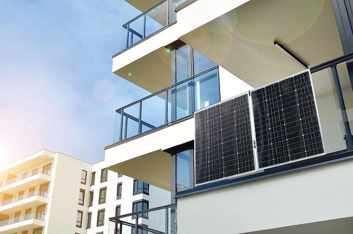 Produktbild Revolt 4er-Set mobile monokristalline Solarpanele (150 W)