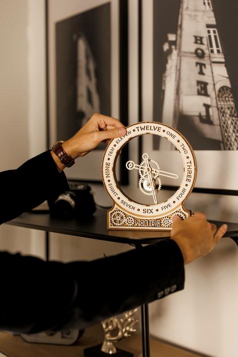 Produktbild Wood Trick Kinetic Clock Modern