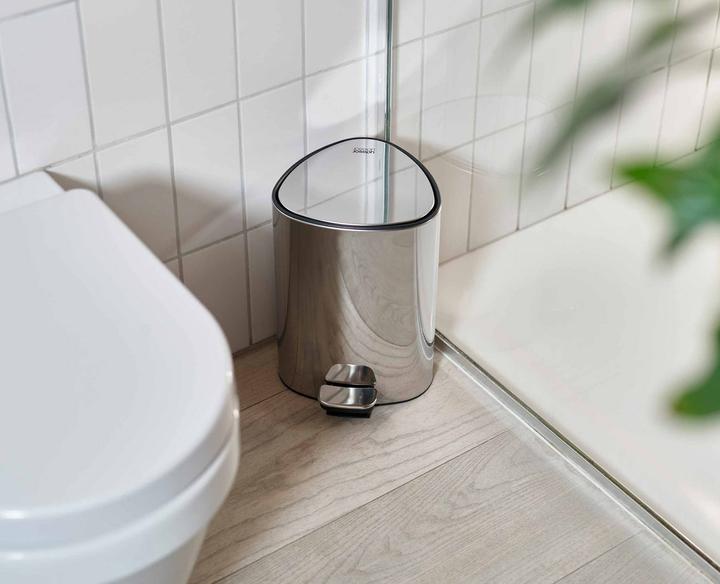 Actual product image Joseph Joseph EasyStore 5 litre bathroom bucket with pedal stainless steel (5 l)