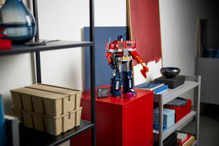 Actual product image LEGO Optimus Prime (10302, LEGO Icons, LEGO Rare Sets)