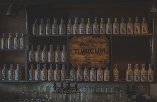 Produktbild Turicum Handcrafted Dry Gin (1 x 50 cl)