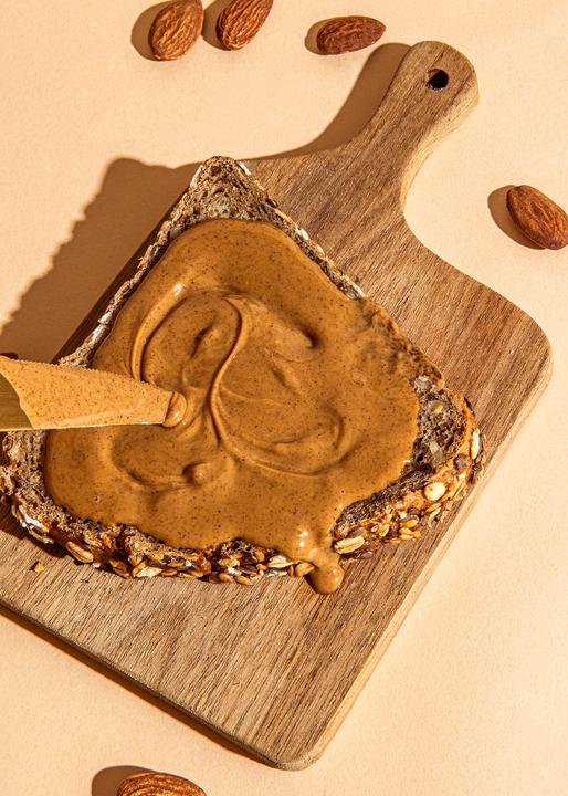 Actual product image KoRo Almond butter made from unpeeled and roasted almond kernels (3000 g)