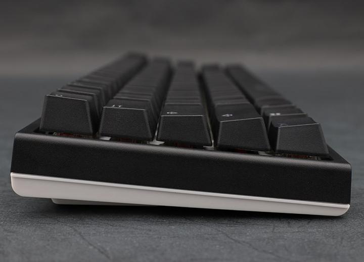 Produktbild Ducky One 2 (DE, Kabelgebunden)