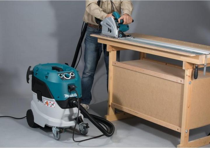Actual product image Makita VC4210L (Wet dry vacuum cleaner)