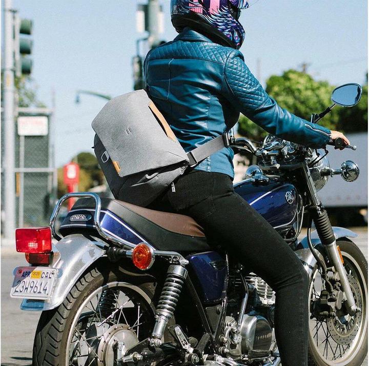 Immagine prodotto Peak Design Messenger 13L v2 per tutti i giorni (Borsa a tracolla per fotocamera, 13 l)