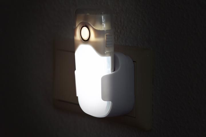 Actual product image Alecto ATL-80 LED Flashlight/LED Night Light with Sensor (22 cm, 20 lm)