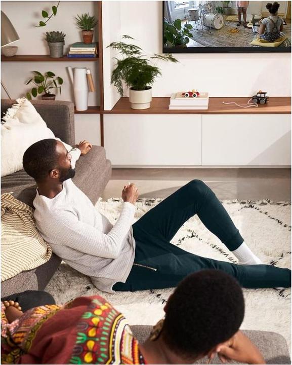 Actual product image Google Chromecast with TV 4K (4 GB, Android 9.0 (Pie))