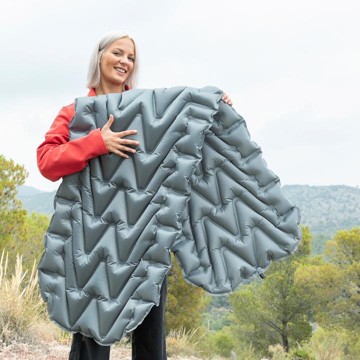 Actual product image InnovaGoods Inflatable air mattress and cushion