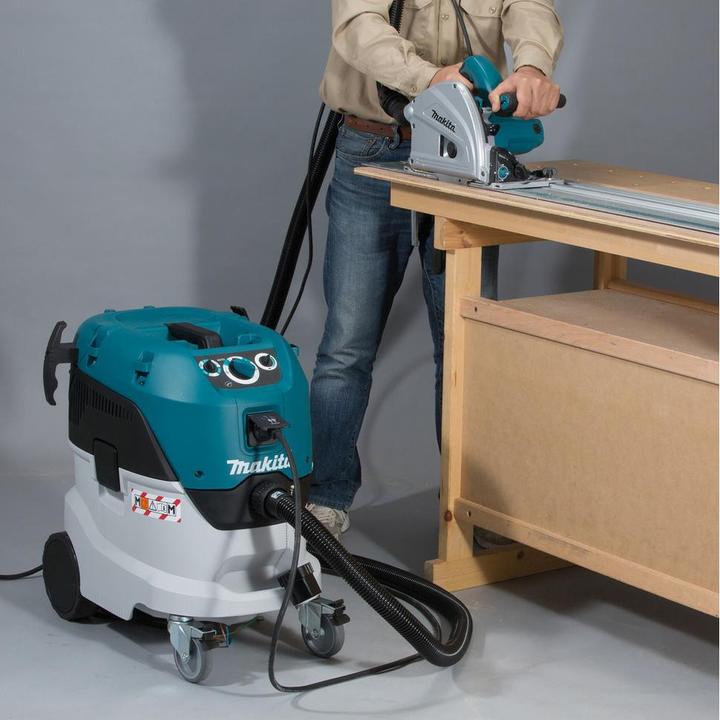 Actual product image Makita VC4210M (Wet dry vacuum cleaner)