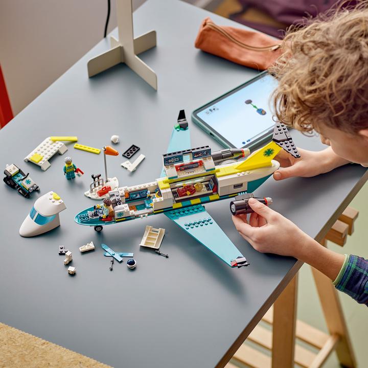 Produktbild LEGO Notfallrettungsflugzeug (60465, LEGO City)