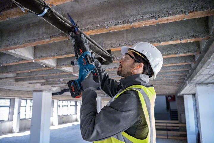 Produktbild Bosch Professional GSA 18V-28