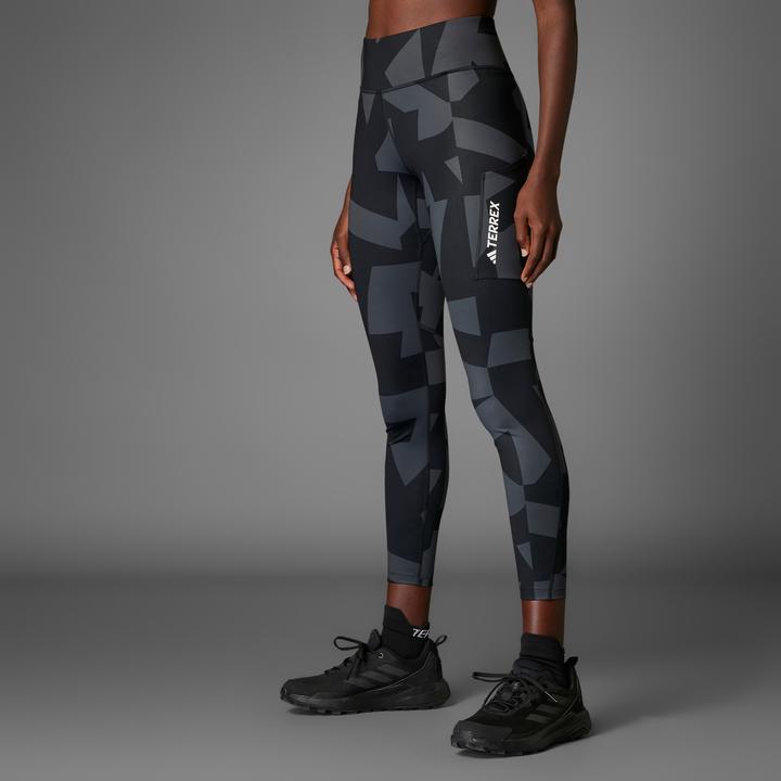 Produktbild adidas Multi AOP (XL)