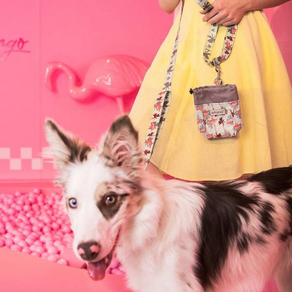 Actual product image amiplay Be Happy Donut poo bag dispenser, 6 x 2 x H 11 cm (Dog)