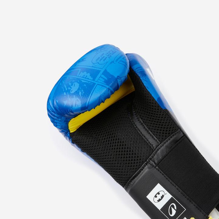 Actual product image Domyos Boxing gloves kids - Batman (6 OZ)