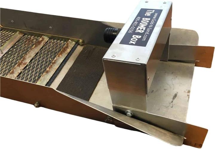 Actual product image Gold-N-Sand The BOOMER Box