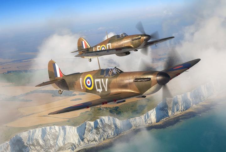 Immagine prodotto Revell Supermarine Spitfire Mk.Ia & Hawker Hurricane Mk.I