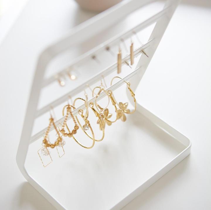 Actual product image Yamazaki Tower