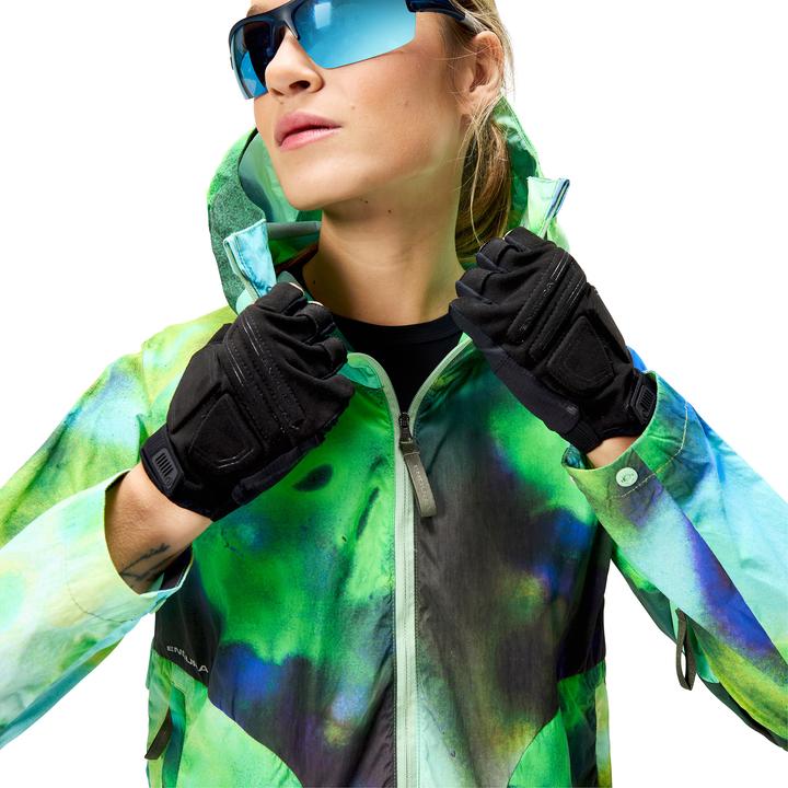 Actual product image Endura Sultrac Breathable Lightweight (M)