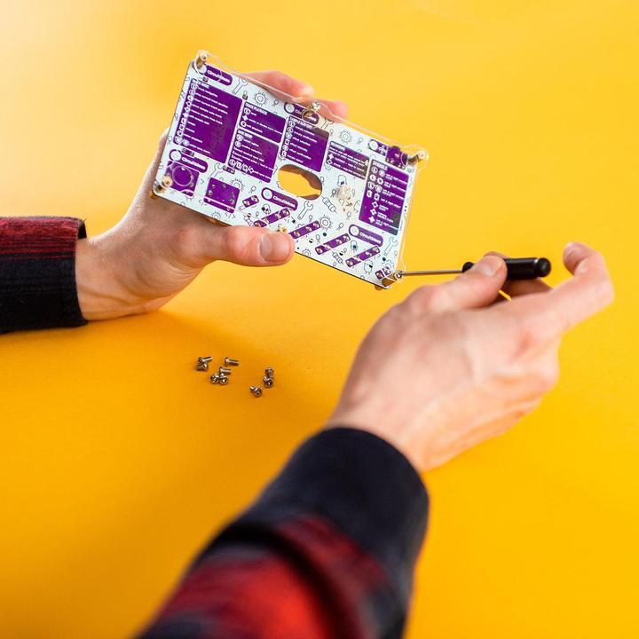 Image du produit CircuitMess Synthia - Synthétiseur - Kit électronique