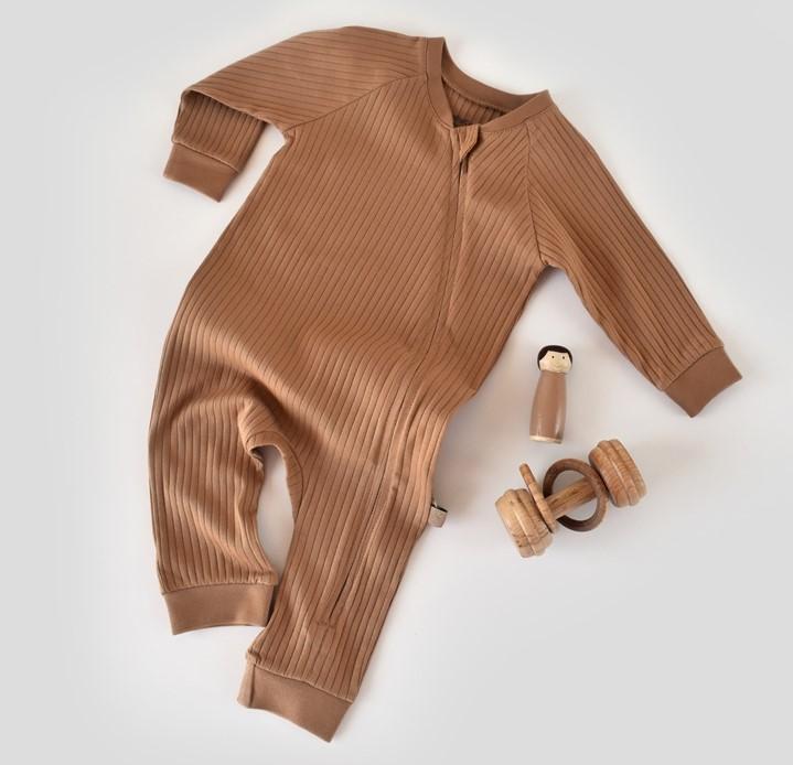 BabyCosy Strampler mit Reissverschluss. langarm