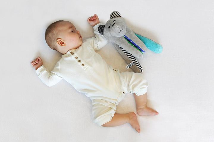 Produktbild Whisbear Der summende Bär (36 cm)