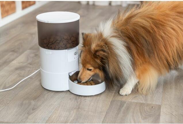 Immagine prodotto Trixie *Distributore automatico di alimenti TX-S Smart 3.0L, 18×31×18cm, bianco (3 l)