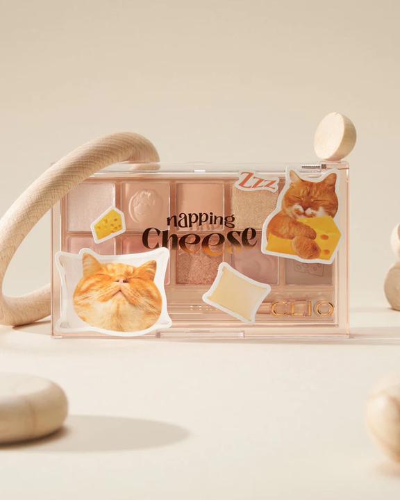 Actual product image Clio Koshort In Seoul (Napping Cheese)
