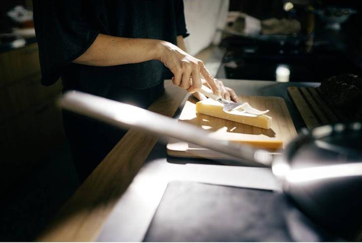 Actual product image Fiskars Hard cheese slicer