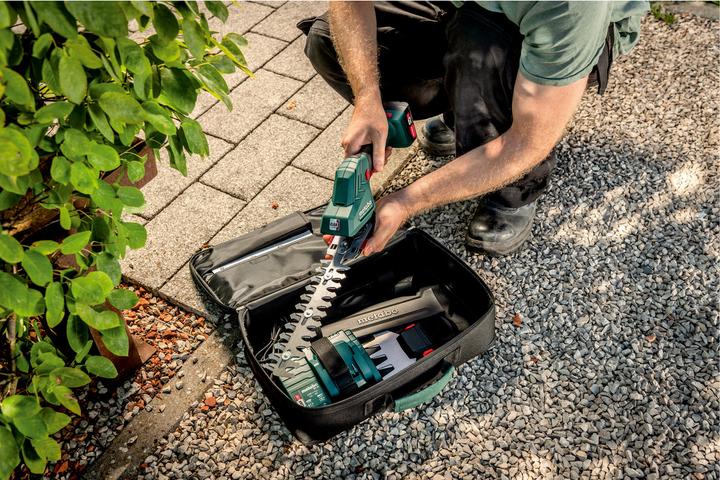 Actual product image Metabo PowerMaxx SGS 12 Q Kit (Cordless hedgecutters)