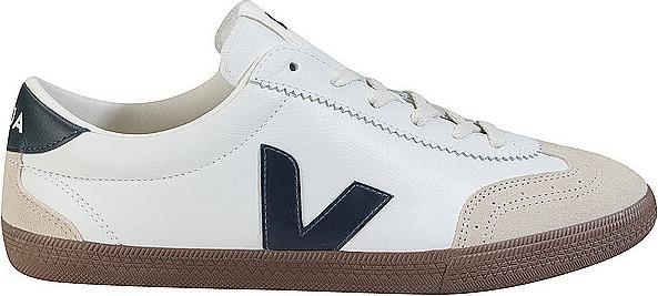 Actual product image Veja Volley (45)