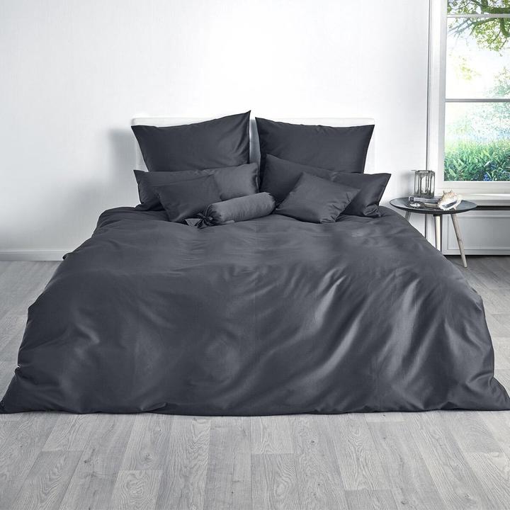 Actual product image Traumschlaf Uni (Bedding set, 135x200 cm + 80x80 cm)