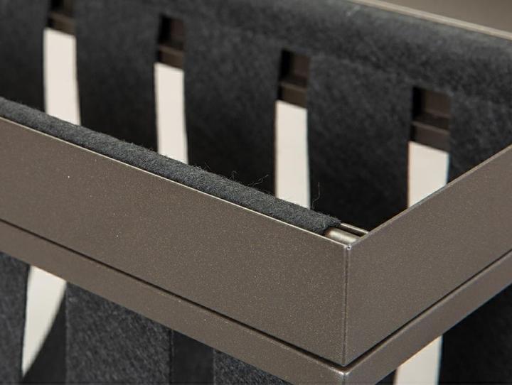 Productafbeelding Inter Link Bijzettafel Manhattan Magazine antraciet zwart (35 x 35 x 40 cm)