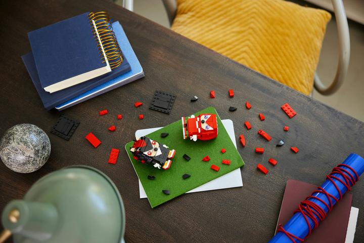 Actual product image LEGO BrickHeadz Sonic the Hedgehog Knuckles & Shadow (40672, LEGO Brickheadz)