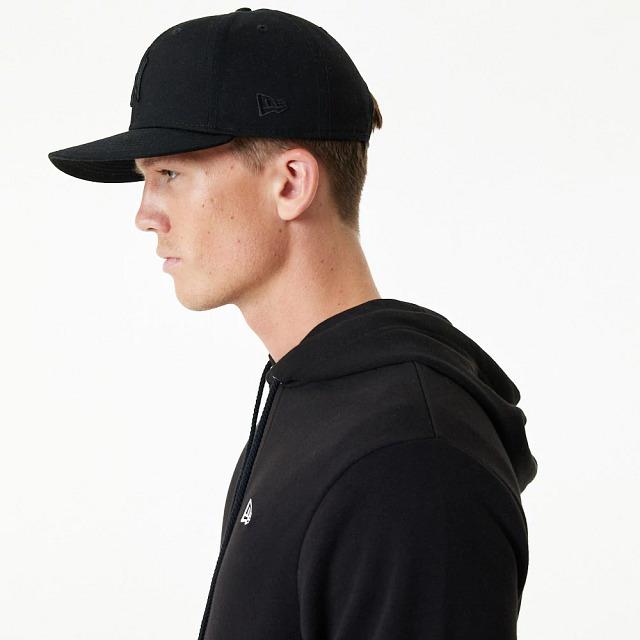 Image du produit New Era Essentials (L)
