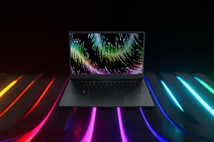 Immagine prodotto Razer Blade 15 (15.60", Intel Core i7-13800H, 16 GB, 1000 GB, DE)