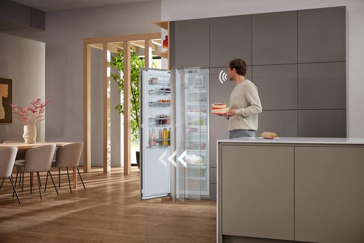 Actual product image Miele K 7797 C R (296 l)