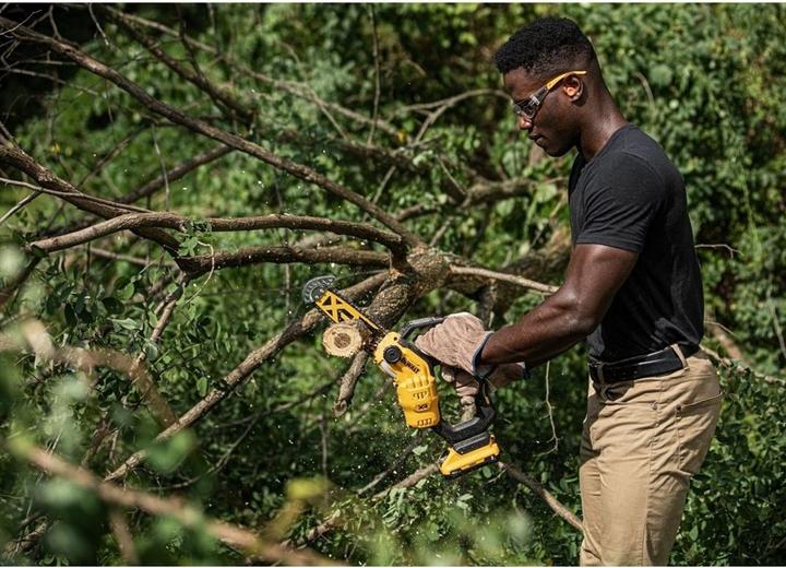 Actual product image DeWalt Cordless pruning saw (Battery chain saw)