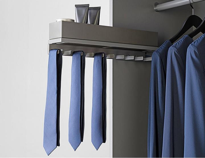 Produktbild Hettich Ausziehbarer Krawattenhalter (1 Stk.)