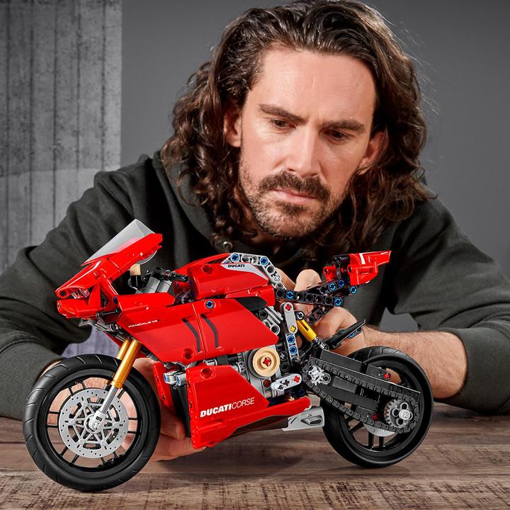 Image du produit LEGO Ducati Panigals V4 R (42107, LEGO Technic)
